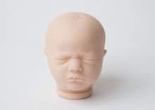 Load image into Gallery viewer, Doll kit realborn "JAYCEE ASLEEP" 18.5" (45cm)