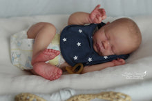 Load image into Gallery viewer, Doll kit realborn "BRYSON ASLEEP" 18"