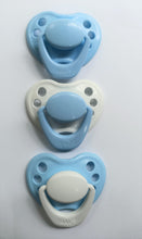 Load image into Gallery viewer, Honeybug Sweetheart Magnetic Dummy SKY BLUE for Reborn Dolls (Newborn/Toddler)