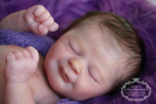 Load image into Gallery viewer, Doll kit realborn "KYRIE ASLEEP" 19"