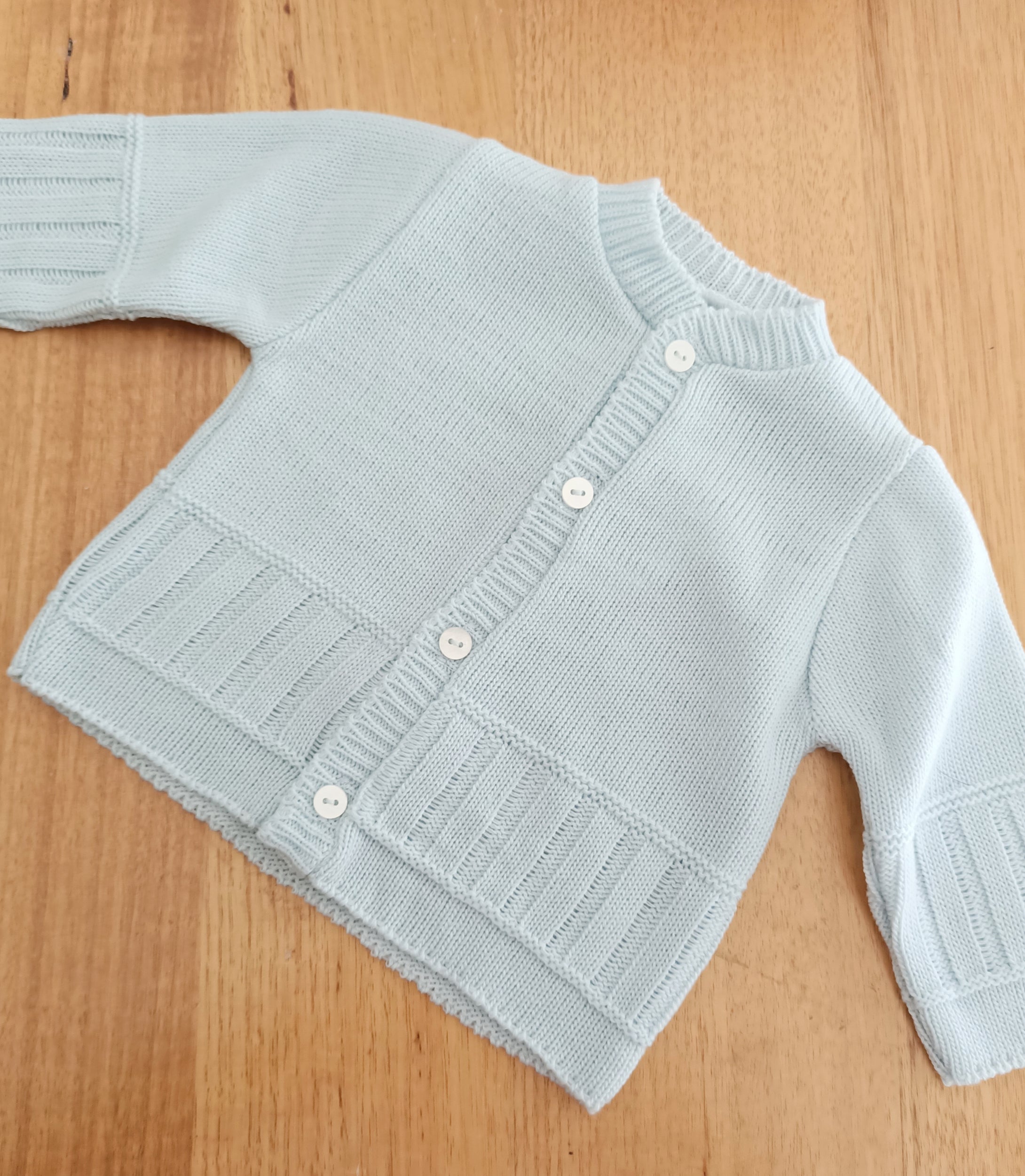 BABY Cable Cardigan size Newborn 0000