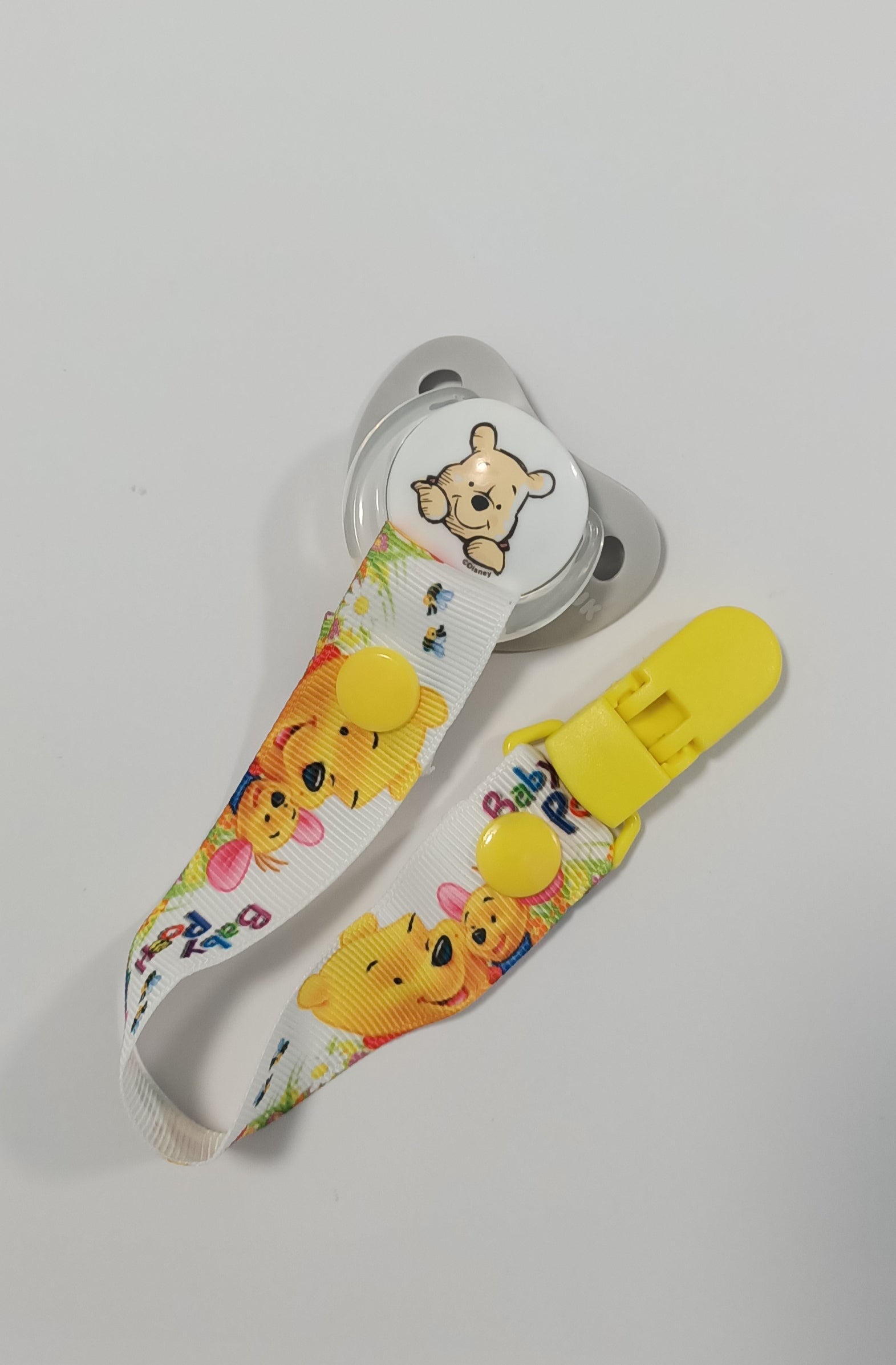 NUK Magnetic Dummy & Clip POOH (Newborn) FOR DOLL ARTISTS
