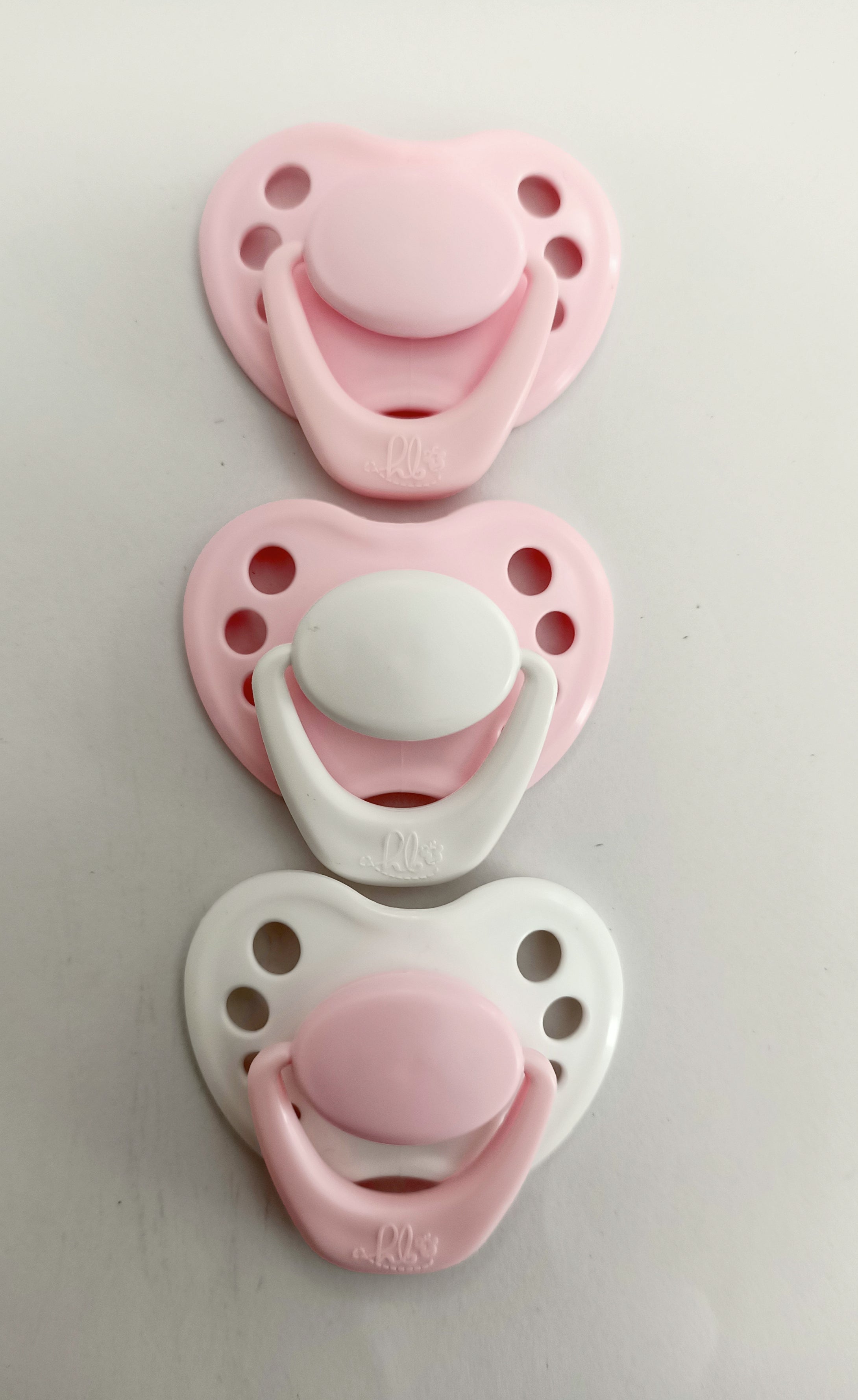 Honeybug Sweetheart Magnetic Dummy MARSHMELLOW for Reborn Dolls (Newborn/Toddler)
