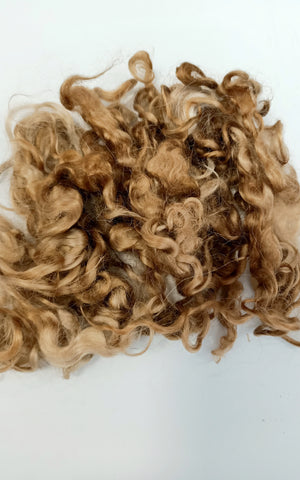 MOHAIR  LIGHT BROWN (Curly) Unbrushed 16gms 