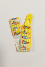 Load image into Gallery viewer, Dummy clips PETER RABBIT
