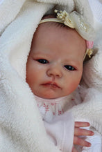Load image into Gallery viewer, Doll kit realborn &quot;DAPHNE AWAKE&quot; 19&quot; (48cm)
