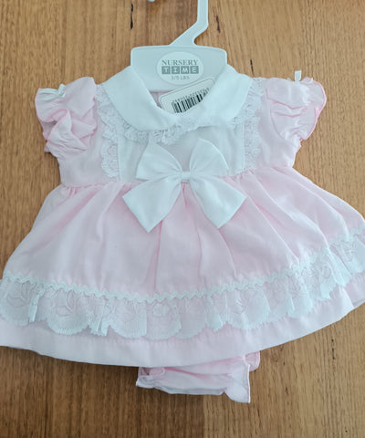 BABY DRESS SET (2 piece) size Newborn. Pink/White Lace and bow 