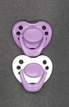 Load image into Gallery viewer, Honeybug Magnetic Dummy VIOLET (Newborn)

