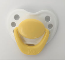 Load image into Gallery viewer, Honeybug Magnetic Dummy Yellow (Newborn)
