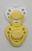 Load image into Gallery viewer, Honeybug Magnetic Dummy Yellow (Newborn)
