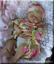 Load image into Gallery viewer, Doll kit KATE by Marissa May 20&quot;
