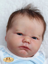 Load image into Gallery viewer, Doll kit realborn "LANDON AWAKE" 21"
