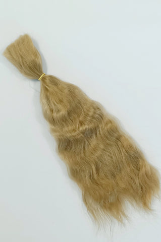 MOHAIR HAZELNUT Slight wave 10gms 