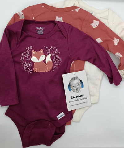 Gerber 3 long sleeve onsies  Newborn 
