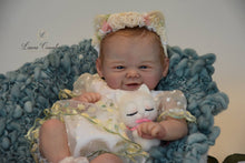 Load image into Gallery viewer, Doll kit VIVIENNE by Sandy Faber 20"
