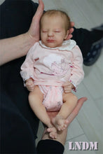 Load image into Gallery viewer, Doll kit realborn "ASPEN ASLEEP" 18"
