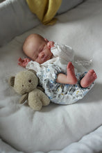 Load image into Gallery viewer, Doll kit realborn "BRYSON ASLEEP" 18"
