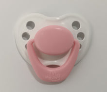 Load image into Gallery viewer, Honeybug Magnetic Dummy BABY CORAL (Newborn)

