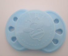 Load image into Gallery viewer, Honeybug Magnetic Dummy SKY BLUE (Prem)
