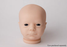 Load image into Gallery viewer, Doll kit realborn &quot;MADISON AWAKE&quot; 19&quot; (48cm)

