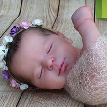 Load image into Gallery viewer, Doll kit realborn &quot;MIYA ASLEEP&quot; 19&quot; (48cm)
