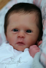 Load image into Gallery viewer, Doll kit &quot;OAKLYNN by Severine Piret 18&quot;
