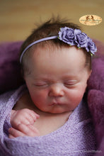Load image into Gallery viewer, Doll kit realborn &quot;PEARL ASLEEP&quot; 18&quot; (45cm)
