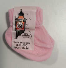 Load image into Gallery viewer, Reborn/Baby Socks Premature size.
