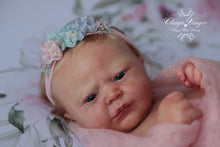 Load image into Gallery viewer, Doll kit realborn &quot;SUMMER RAIN AWAKE&quot; 18.5&quot; (47cm)

