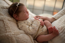 Load image into Gallery viewer, Reborn Doll kit realborn &quot;TESSA ASLEEP&quot; 19.5&quot; (49cm)
